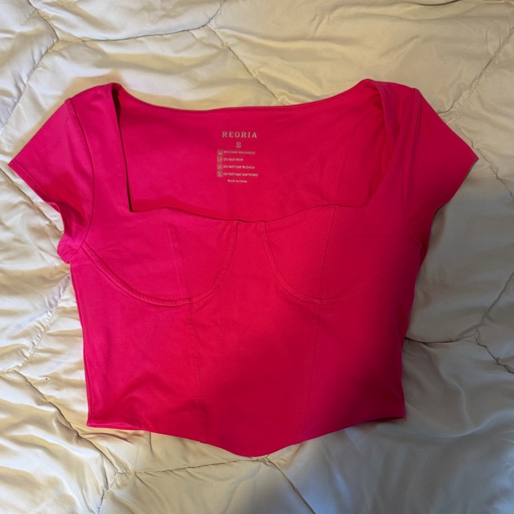 ReoRia Women's Bright Pink Crop Top